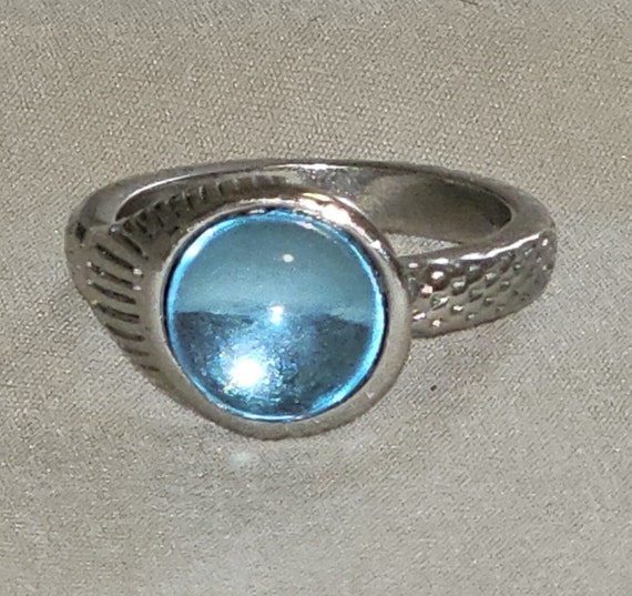 My very own moon ring! I'm a real mako mermaid now! #makomermaid #h2o , mako  mermaids sirena and david