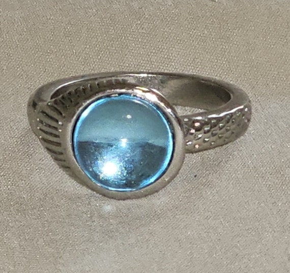 Moon ring from Mako Mermaids, Brielle has the same as this ring, passed  down from her mother; Queen Esmeralda. Posse…