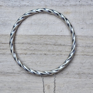 vintage sterling silver twisted bangle hinge opening