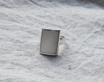 vintage mother of pearl ring sterling silver size N