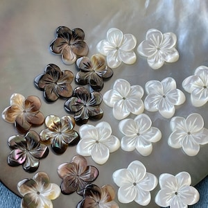5 pcs Carved Natural Mother Of Pearl Hibiscus Beads, MOP Plumeria Beads, Hawaii Flower Charm Earrings Tropical Island Style, E219