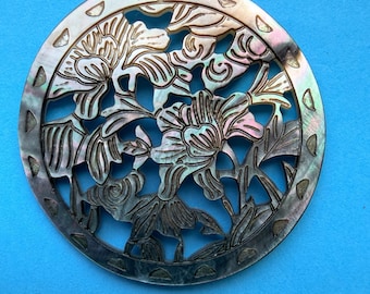 Hand Carved Mother of Pearl Hollow Beads, E731