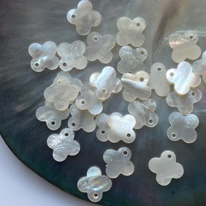 5 Pcs Mother Of Pearl 4-leaf Clover Beads, Natural White MOP Four Leaf Clover Beads, E253