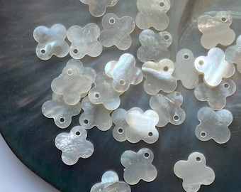 5 Pieces White Mother of Pearl Clover Beads, 10mm MOP Four Leaf Charms, E253