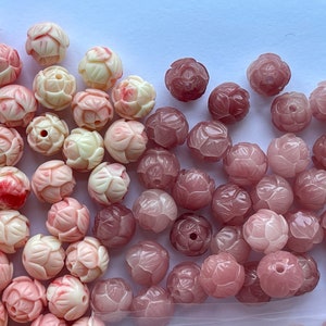 20 Stk Lotus Perlen 10x 10 mm, MOP Pulver & Resin, E433