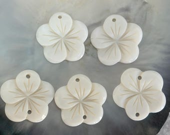 6 Pieces Hand Carved Mother of Pearl Hibiscus Beads, 22mm Plumeria Flower, E631