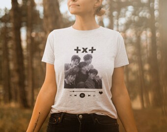 アイドル TXT TOGETHER CROP T-SHIRT アイドル TXT TOGETHER CROP T-SHIRT TOMORROW X TOGETHER - TXT