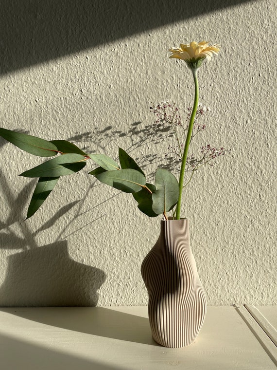 Vase VENERE aus 10% Elefantengras • matt • Auflage 50 Stück