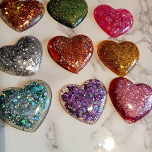 Resin Pocket Hugs/Have age put on them ,many colours available, any message on card, can be personalised.