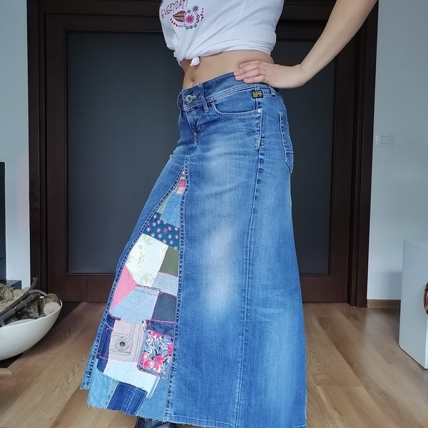 Jupe en jean, denim hippie, denim long tendance high west, design patchwork coloré, jupe gitane, jupe vintage, vêtements recyclés, M-L