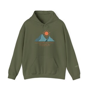 Felpa con cappuccio Mountain Sunrise - Felpa unisex ispirata alla natura Wild & Wander immagine 7