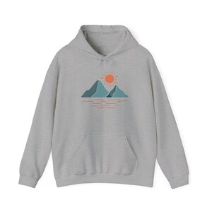 Felpa con cappuccio Mountain Sunrise - Felpa unisex ispirata alla natura Wild & Wander immagine 6