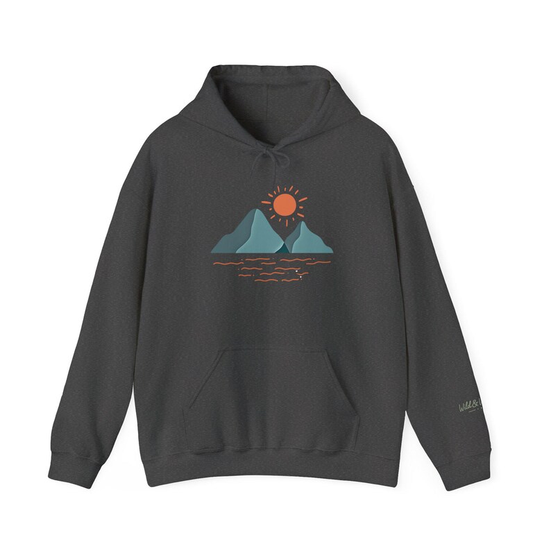 Felpa con cappuccio Mountain Sunrise - Felpa unisex ispirata alla natura Wild & Wander immagine 1