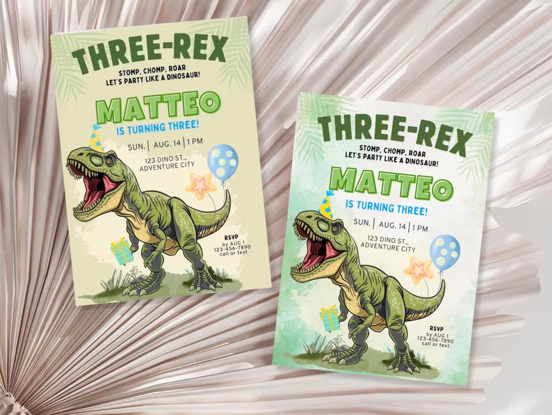 Puede incluir: Una invitaci&oacute;n de cumplea&ntilde;os para un ni&ntilde;o llamado Matteo que cumple tres a&ntilde;os. La invitaci&oacute;n presenta un dinosaurio verde con un globo azul y una estrella amarilla. La invitaci&oacute;n tiene un esquema de color verde, azul y amarillo y dice "Three-Rex Stomp, Chomp, Roar Let's Party Like a Dinosaur!"