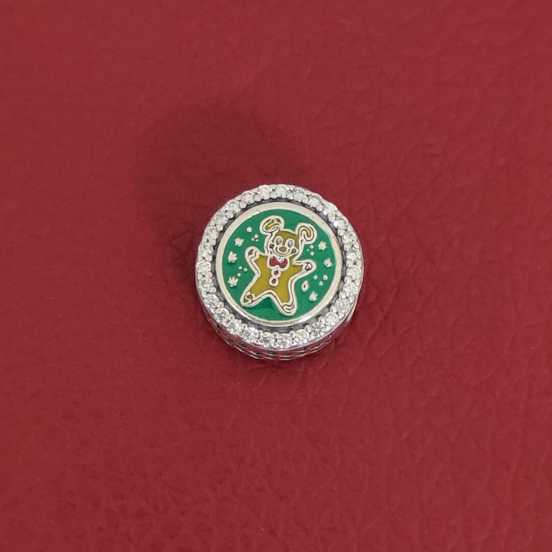 pandora merry christmas