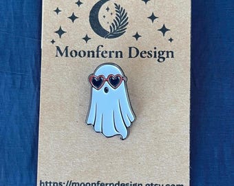 Cute Ghost Heart Sunglasses Enamel Pin, Spooky Cute Gift, Kawaii Ghost Lapel Pin for Backpacks, Halloween Enamel Pin