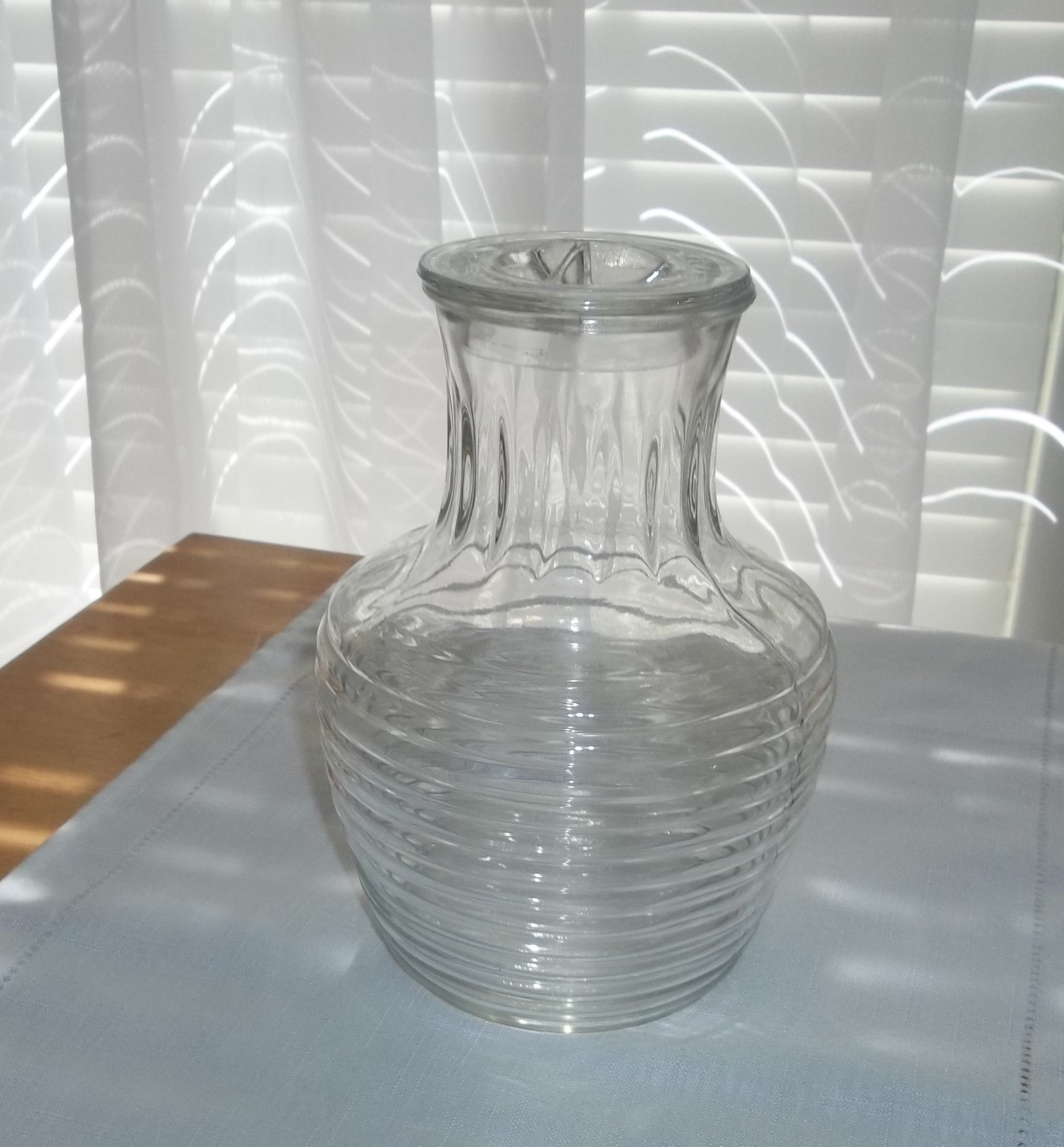 Estilo Glass Beverage Pitcher Carafe With Plastic Lids, Narrow Neck Design,  1 liter (33oz) Set of 2