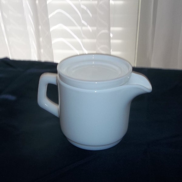 Arcopal Covered Teapot