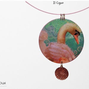 Collana semirigida creata riciclando le carte degli oracoli 'The Spirit Animal Oracle' (Hay House Inc) -Bigiotteria artigianale.