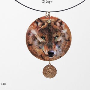 Collana semirigida creata riciclando le carte degli oracoli 'The Spirit Animal Oracle' (Hay House Inc) -Bigiotteria artigianale.