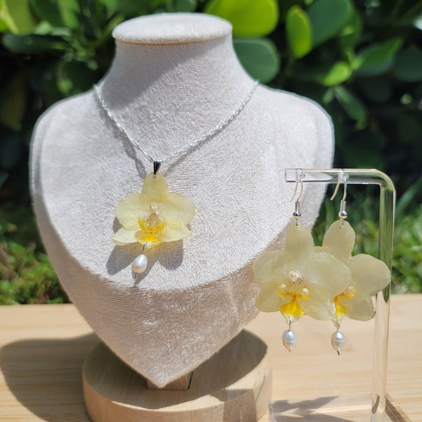 Real preserved pale yellow orchid|frech water pearl|925 sterling sliver |women's jewelry|natural flower|Jewelry Set|Unique| dangle earrings