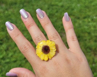 Real Sunflower ring|Gold or silver stainless steel|Adjustable| preserved flower|Unique| Statement ring |Gift for her|Real flower jewelry