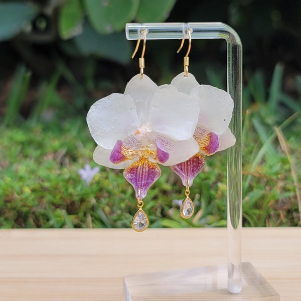 Real White-Purple orchid earrings|18k Gold plated|preserved flower|women's jewelry|cubic zirconia tear drop|Unique accessories|gift for her|