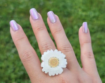Real Daisy flower ring|Gold or silver stainless steel|Adjustable| preserved flower|Unique| Statement ring |Gift for her|Real flower jewelry