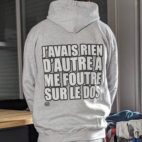 Hoodie j'avais rien d'autre à me foutre sur le dos