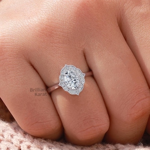 Oval Cut Engagement Ring Moissanite Oval Engagement Ring Halo Moissanite Ring Proposal Ring for Women Vintage Ring Anniversary Gifts for Her