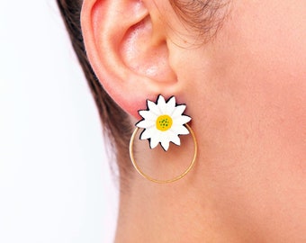 Daisy Flower Wood Stud Earrings