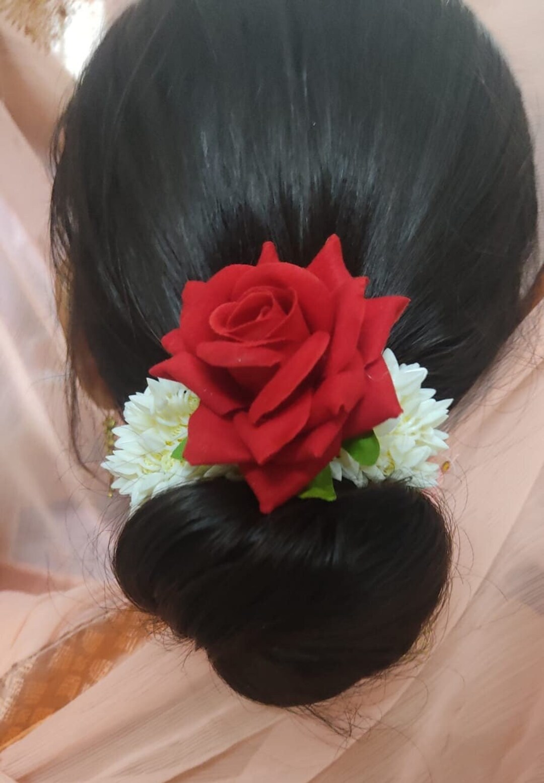 Rose Hair Gajra: Indian Bridal Hair Bun Accessory - Etsy display picture 3