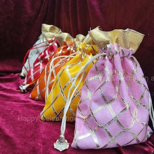 Rajasthani Potli Bags Full Gotta Design- Hochzeit, Mehendi, Haldi, Partygeschenke, Beutel, Kordelzug Kleine Taschen, Banglori Silk Dry Fruit Potli