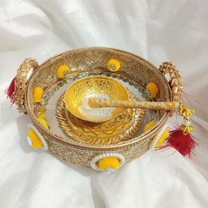 Hecho a mano Haldi Mehendi plato de boda conjunto decorativo Pooja Thali Gotta Dholki decoración rituales indios, Pithi, Tel Baan, decoración Nikkah