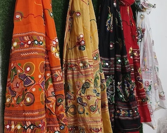 Phulkari Traditionelles indisches Fest Tragen Sie Baumwolle Dupatta mit handgefertigter Spiegelarbeitsstickerei - Perfekt für Hochzeiten und besondere Anlässe