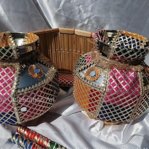 Satrangi Lehriya Jaggo Set para boda Punjabi, 2 Ghadoli+1 Chaaj+2 Daand +1 Indoni Set completo para boda sikh, Accesorios de danza Gidaah