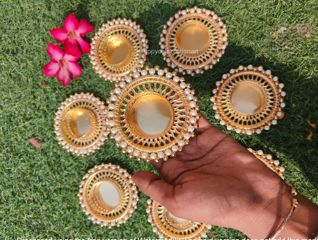 Aditri Creations Decorative Tea Light Holders - 'Shubh Labh' Motif For Diwali, Wedding, Home Decor (Set Of 4, White & Gold)