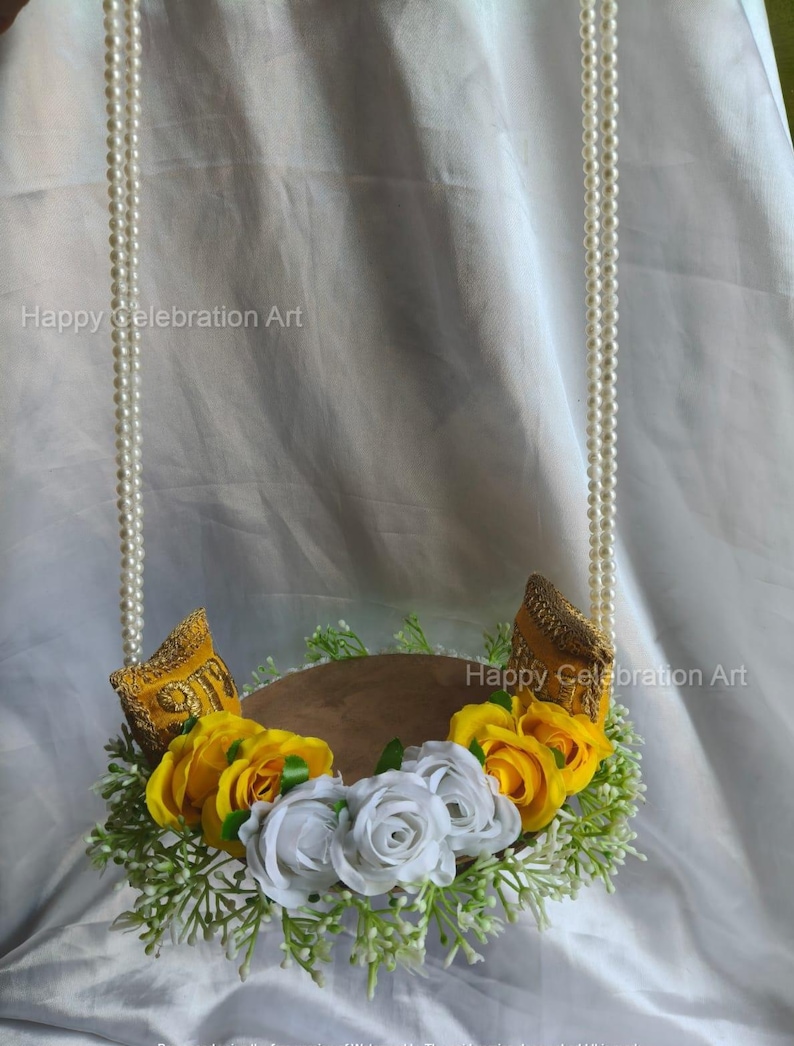 Decorative Laddu Gopal Jhula ,Handmade Floral Pearl Swing, Kanha Ji Palna, Janmashtami Decor, Ganesh Chaturthi Gift, Hindu Home Temple Decor image 4