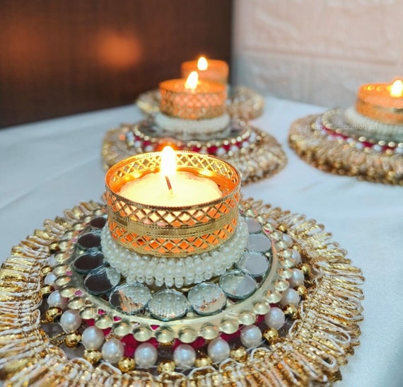 Agaas Enterprises Golden Metal Big Size 7 Tafel Lotus Bloem T-light/Theelichthouder Diwali Diya Decoratie Item | Diwali decoratie | Woondecoratie |Theelicht Kaars Houder Votief Kaars