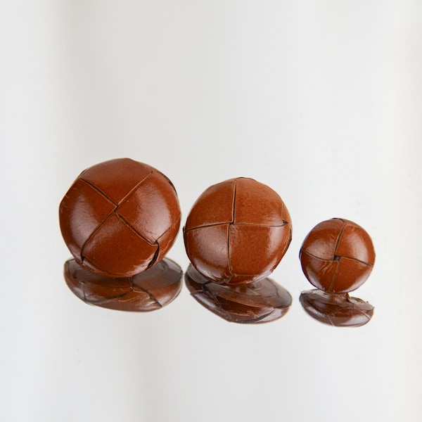 Boutons en cuir marron clair - Une élégance intemporelle pour vos créations - Disponible en 3 tailles (25 mm, 22 mm, 15 mm) - Prix pour 3 boutons de la même taille !!!