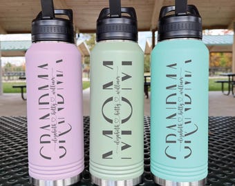Custom Mother's Day Water Bottle, Personalized 32 oz Mom with Kids Name Engraved Tumbler, Gift for Mom Grandma, Birthday Anniversary Present