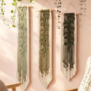Tapiz de pared de hojas de macramé, arte textil de estilo rústico bohemio, decoración para rincón de lectura.