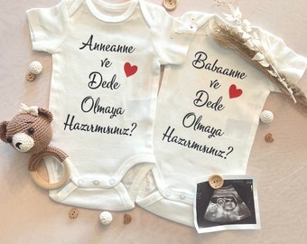 Schwangerschaft verkünden; Anneanne Dede Babaanne; olmaya hazırmısınız; personalisıert; Wir bekommen ein Baby; Bebek geliyor; Hamilelik;Body