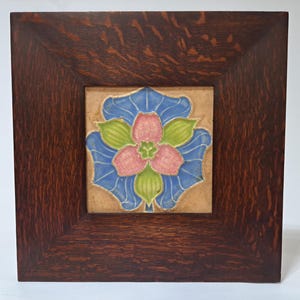 Wheatley Arts and Crafts tile in frame