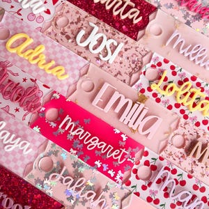 Cherry Pink Acrylic Name Plate Stanley Tumbler Personalized Tag Cup Accessory Bow Topper Water Bottle Girly Teen Sorority Cheer Quencher H2.0 Valentines Spring Custom Design Cute Gift Bridesmaid Teacher Nurse Mom