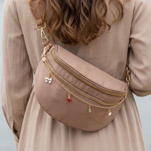 Bum Bag Personalized Initial Monogram Chain Crossbody Enamel Charm Custom Accessory Personalized Travel Fanny Pack Roomy Women Airport Tote