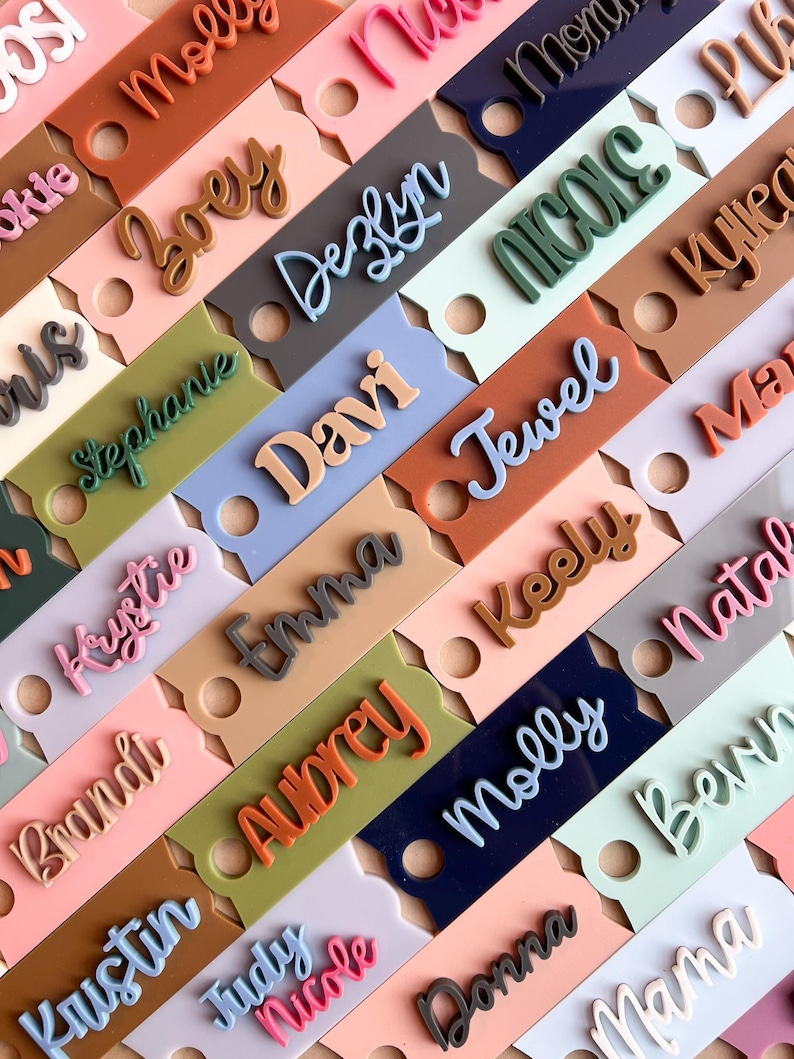 Minimalist Tumbler Topper Stanley Quencher H2.0 Name Plate Acrylic Tag Personalized Cup Identifier Neutral Accessory Water Bottle Clean Aesthetic Light Colors Fall Spring Sparkly Custom Birthday Present Wedding