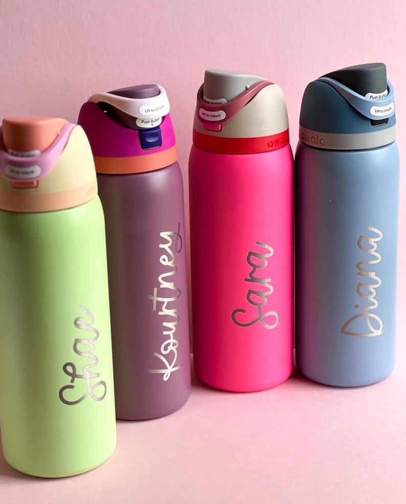 Custom Engraved Owala Tumbler Cheer Team Gift Set Personalized Name Design Athletic Water Bottle Squad Present Package Multiple Size Options Decorative Charm Collection Premium Quality Construction Team Spirit Essential Beautiful Color