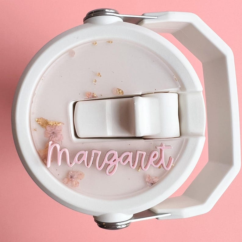 Stanley Lid Topper Custom Glitter Name Tag Personalized Tumbler Charm Acrylic Accessory Beautiful Drink Container Addition Perfect Mom Gift Multiple Color Choices Stylish Beverage Holder Custom Text