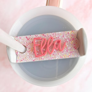 Soft Pink Tumbler Topper Stanley Name Plate Acrylic Tag Personalized Cup Identifier Little Bow Accessory Water Bottle Girly Teen Sorority Cheer Quencher H2.0 Valentines Sparkly Custom Birthday Present Wedding